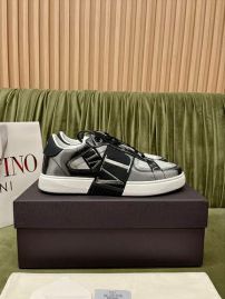 Picture of Valentino Shoes Men _SKUfw137471771fw